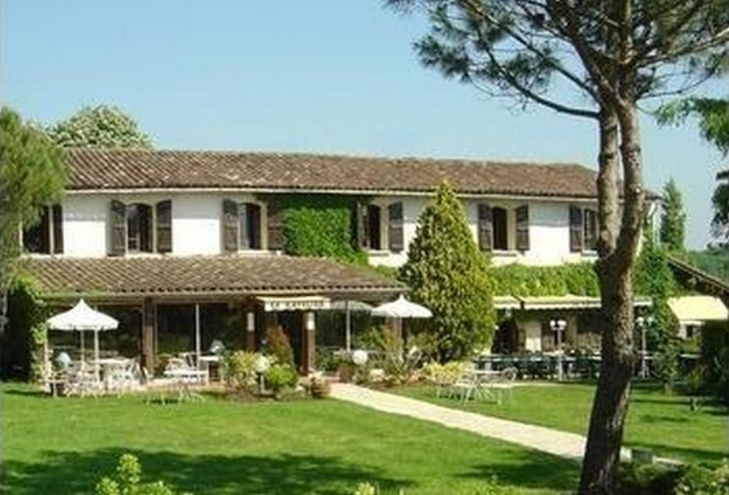 Готель Le Ratelier Montaigut-sur-Save Екстер'єр фото